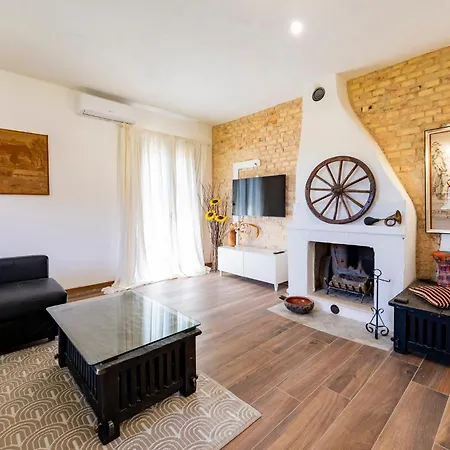 Guesthost - Barni House Villa Montesilvano Marina