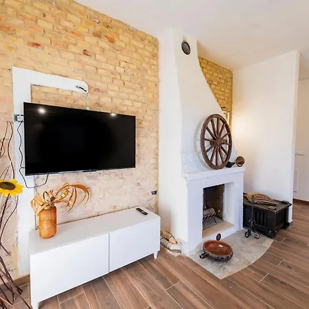 Villa Guesthost - Barni House Montesilvano Marina